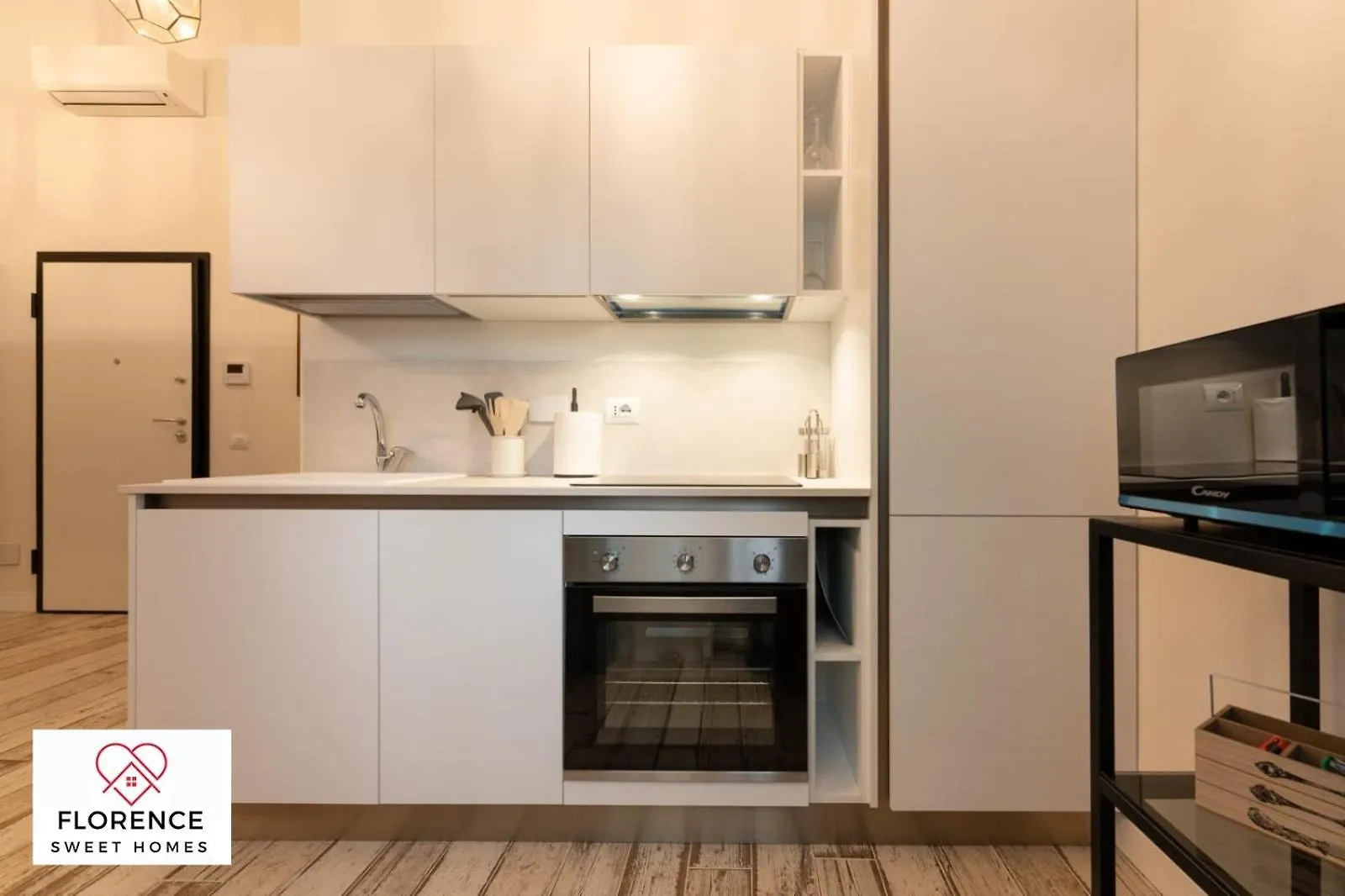 Mirko Apartment With Free Parking By Florence Sweet Homes